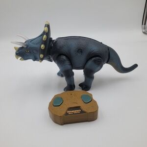 Dinosaurs New World Remote Control Triceratops Blue Grey RC Walking Toy Figure